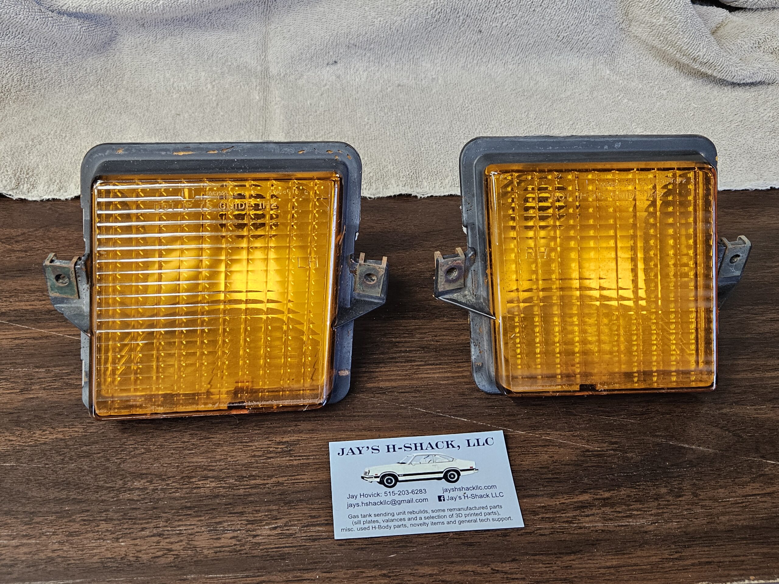 Front Turn Signal lenses for 76-77 Vega