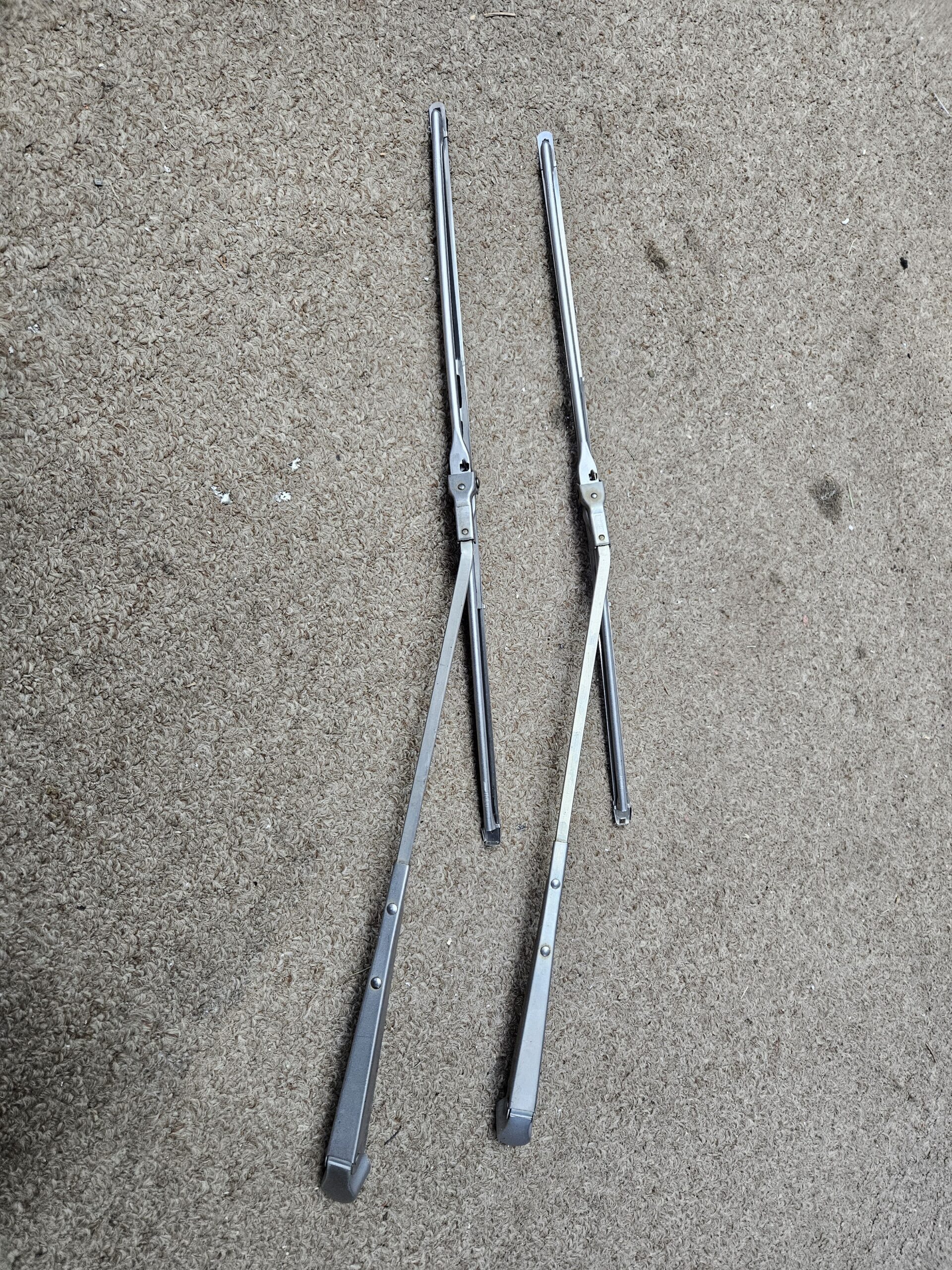 Windshield Wipers and arms w/new refills installed